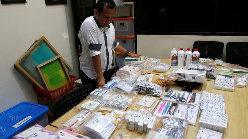 Indonésia

A polícia descobriu da Indonésia uma organização criminosa suspeita de ter vendido vacinas falsas nos últimos 10 anos para clínicas do país, que tem 255 milhões de pessoas.